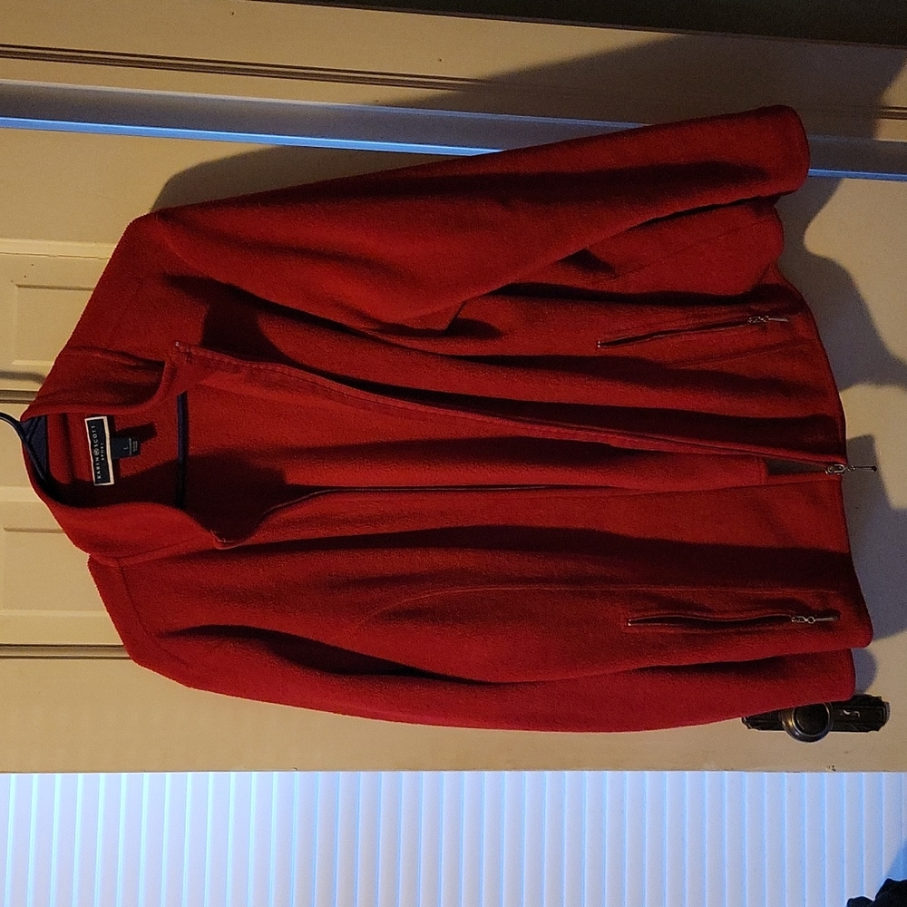 Size L Red Fleece Jacket